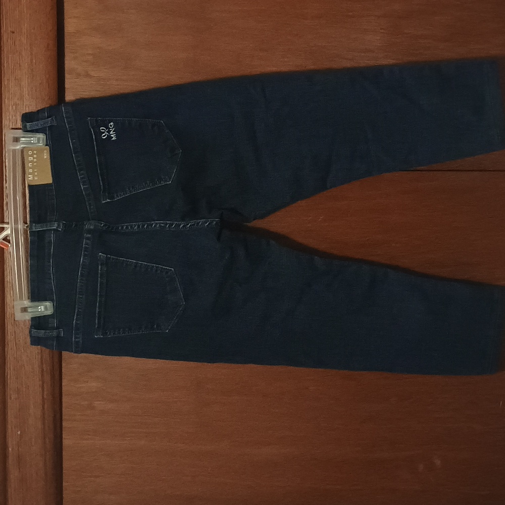 Mango capris - Picture 3 of 3